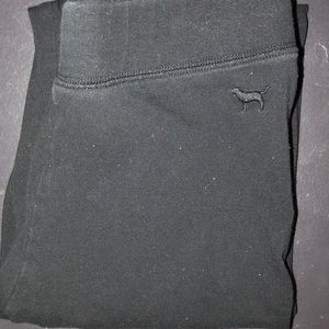 black vs pink leggings